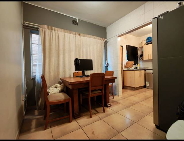 2 BEDROOM SECTIONAL TITLE FOR SALE IN RHODESFIELD